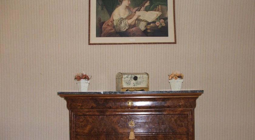 Manoir De La Rousselliere Aparthotel Loches Buitenkant foto