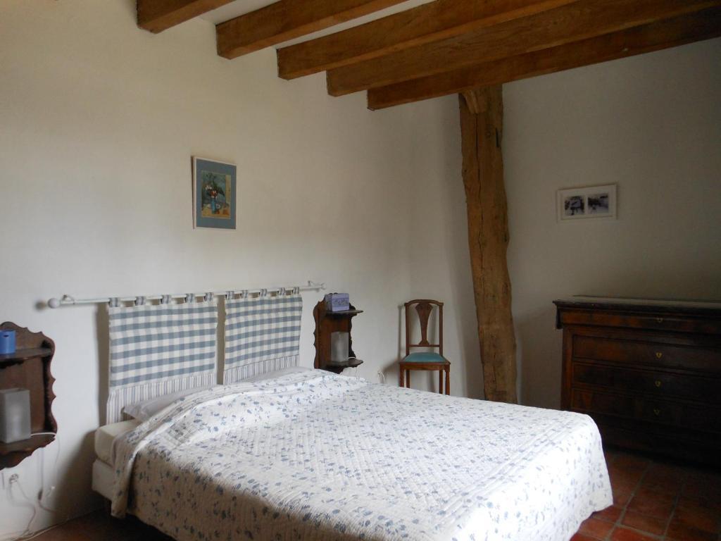 Manoir De La Rousselliere Aparthotel Loches Kamer foto