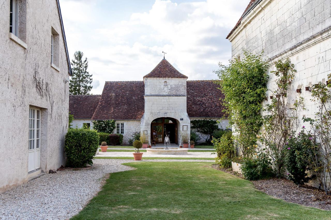 Manoir De La Rousselliere Aparthotel Loches Buitenkant foto